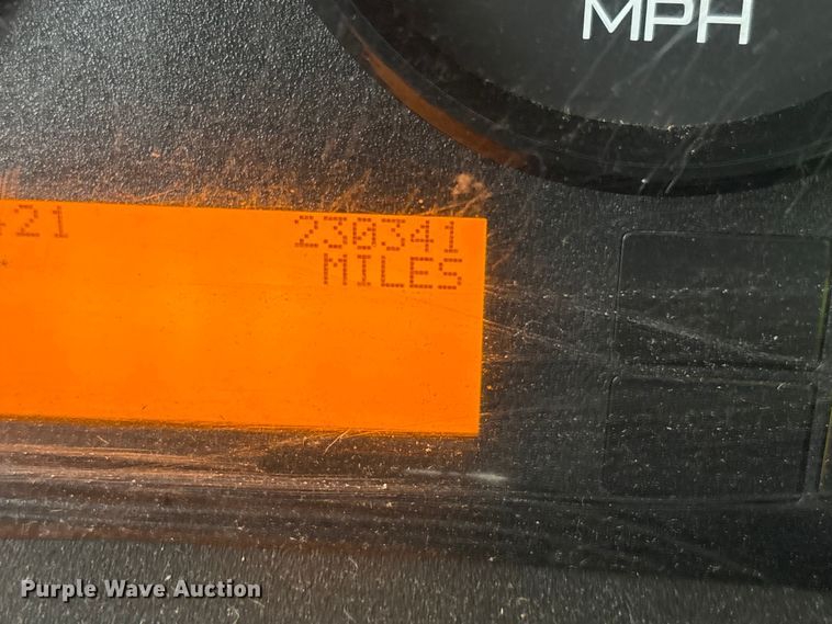 image for item YA1464 2009 IC PB105 school bus