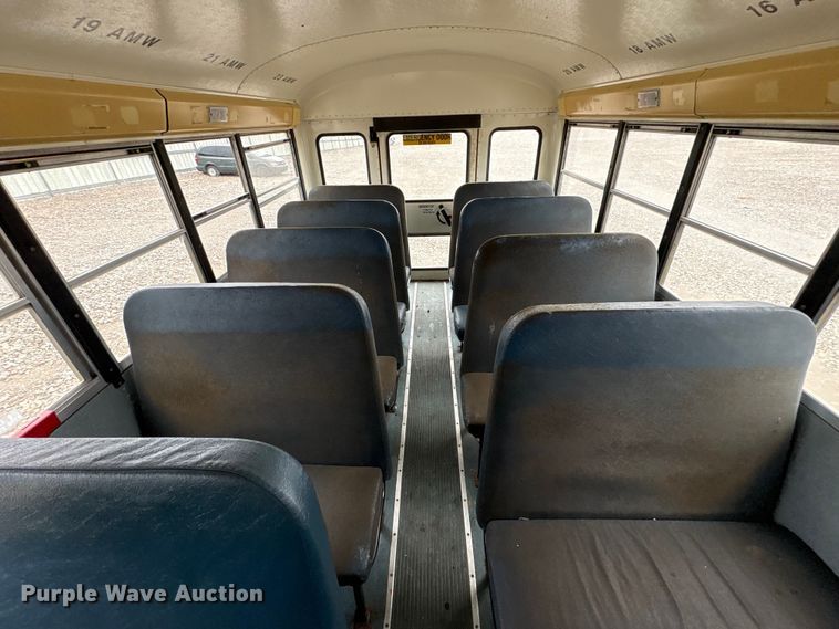 image for item YA1464 2009 IC PB105 school bus