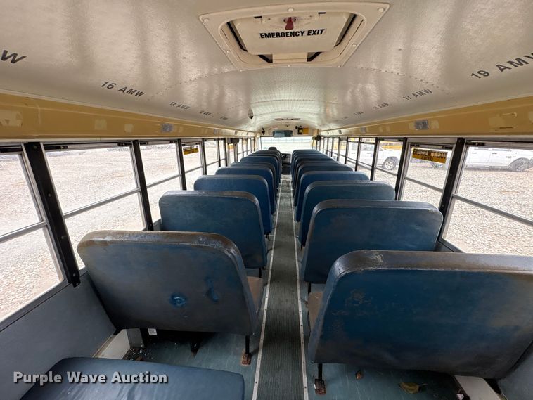 image for item YA1464 2009 IC PB105 school bus