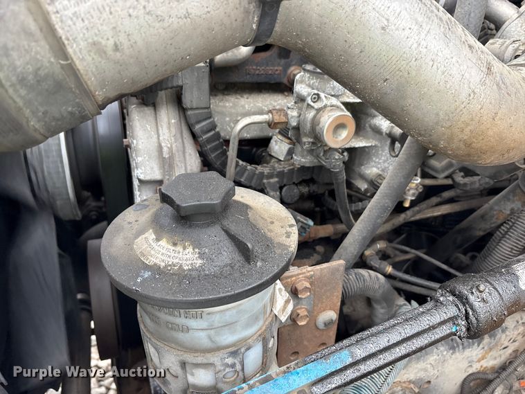 image for item YA1464 2009 IC PB105 school bus