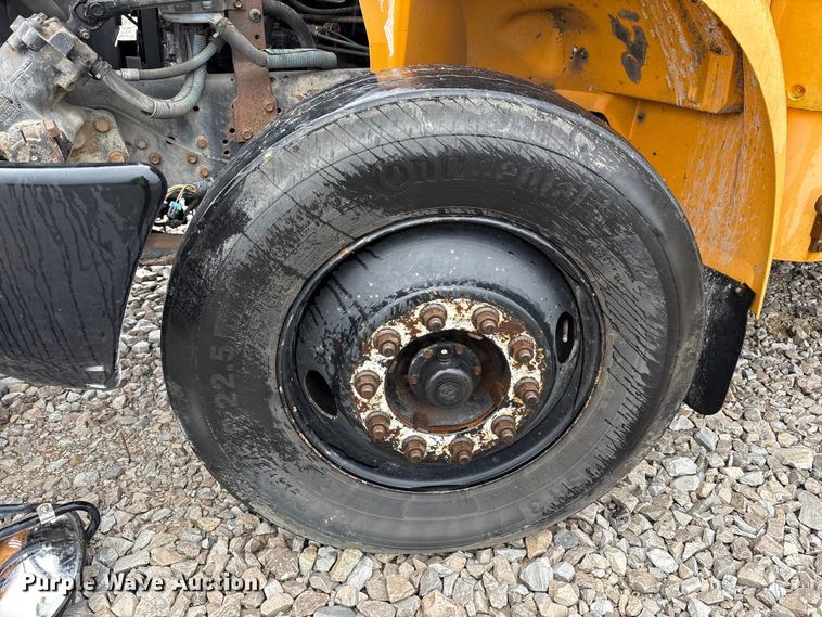 image for item YA1464 2009 IC PB105 school bus