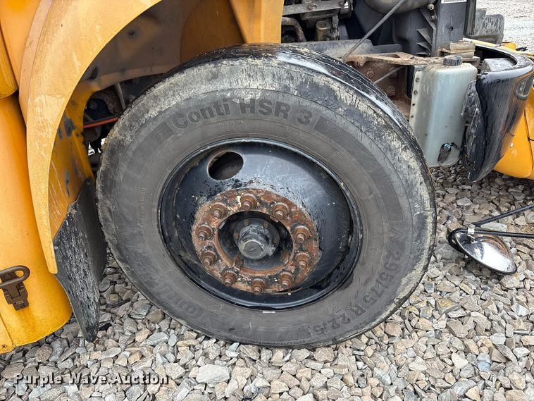 image for item YA1464 2009 IC PB105 school bus