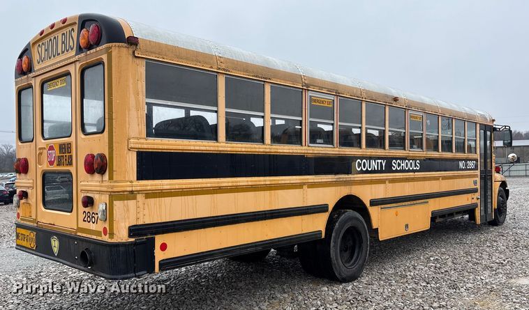 image for item YA1465 2009 IC PB105 school bus