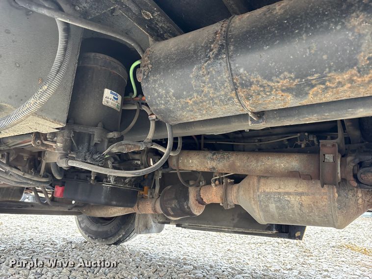 image for item YA1465 2009 IC PB105 school bus