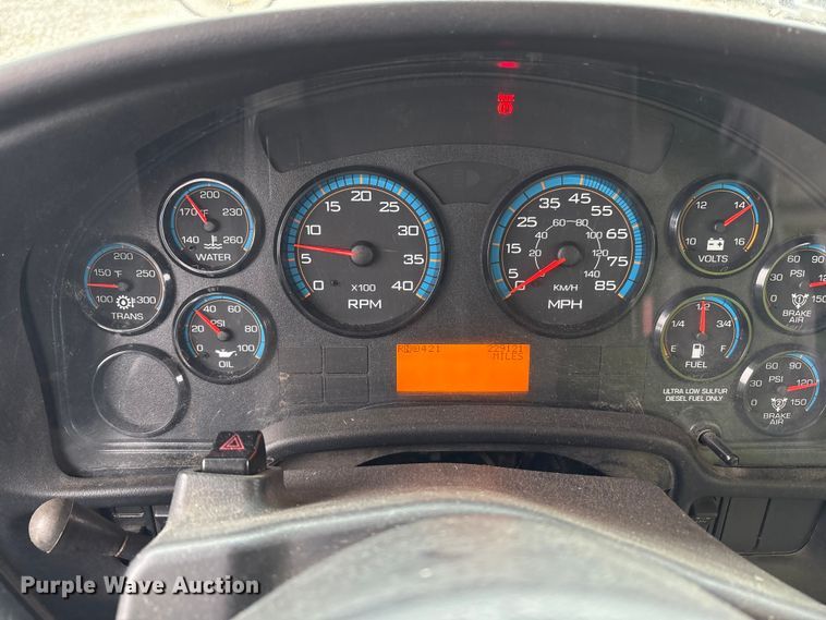 image for item YA1465 2009 IC PB105 school bus