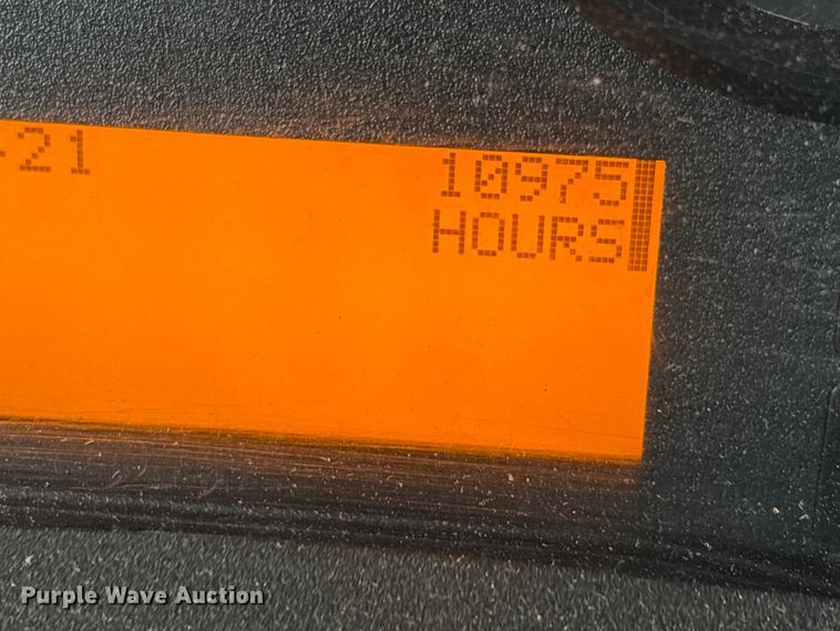 image for item YA1465 2009 IC PB105 school bus