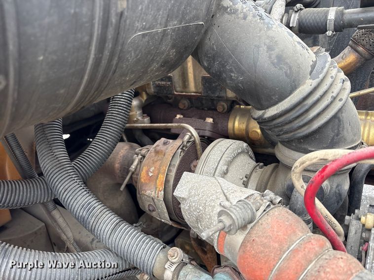 image for item YA1465 2009 IC PB105 school bus