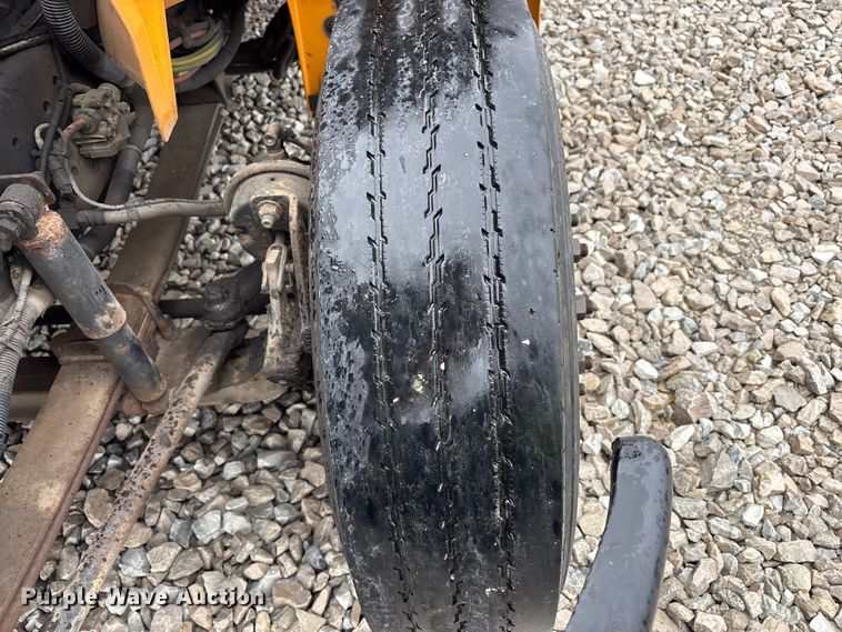 image for item YA1465 2009 IC PB105 school bus