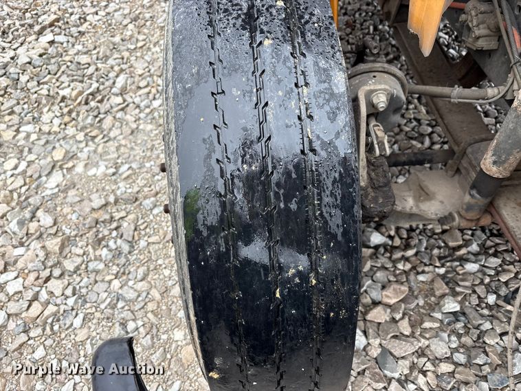 image for item YA1465 2009 IC PB105 school bus