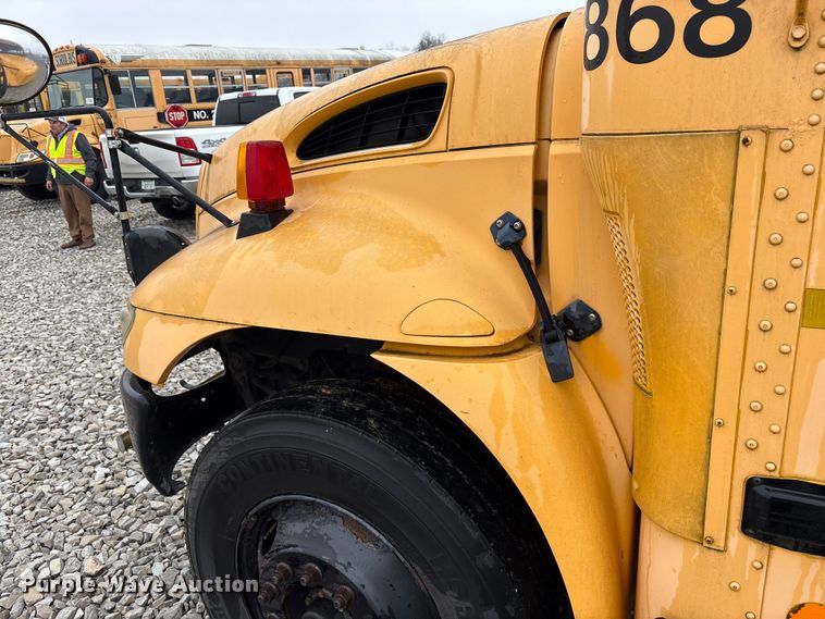 image for item YA1466 2009 IC PB105 school bus