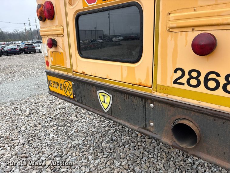 image for item YA1466 2009 IC PB105 school bus