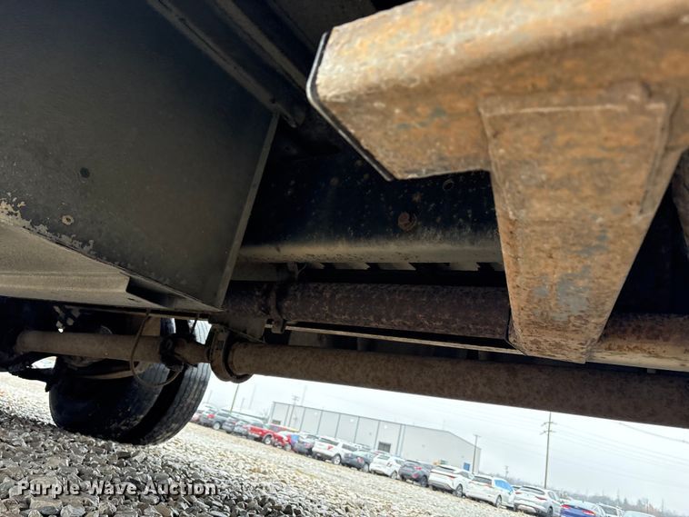 image for item YA1466 2009 IC PB105 school bus