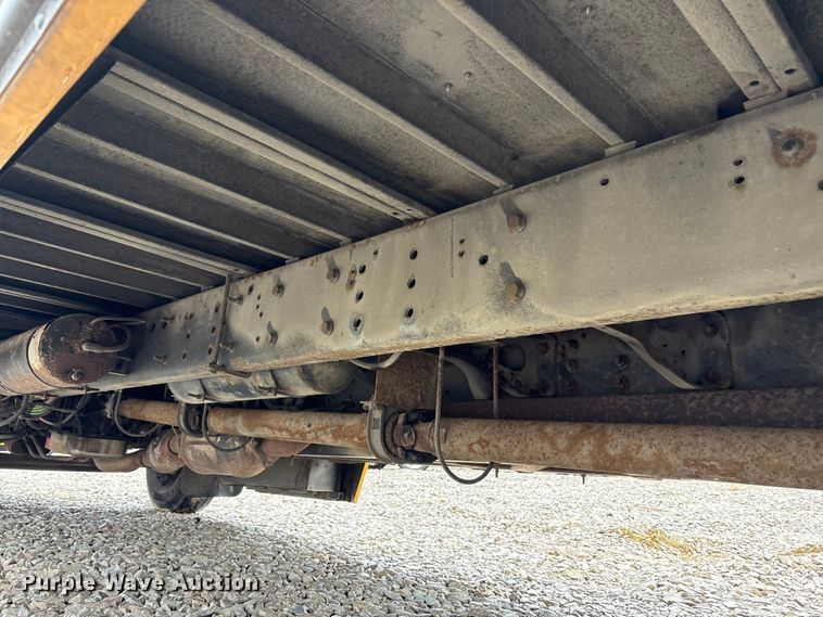 image for item YA1466 2009 IC PB105 school bus