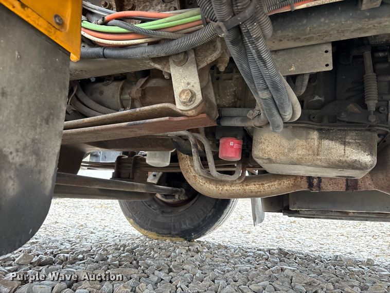 image for item YA1466 2009 IC PB105 school bus