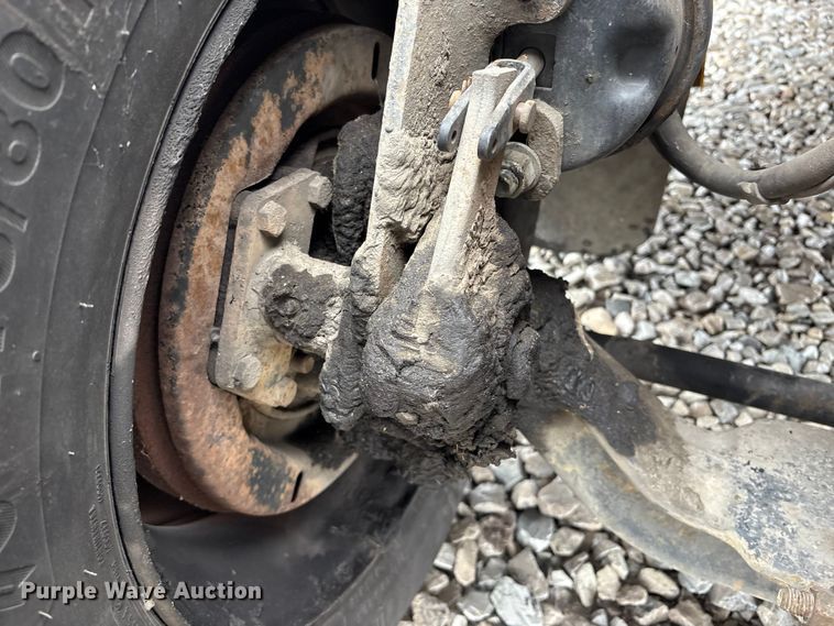 image for item YA1466 2009 IC PB105 school bus