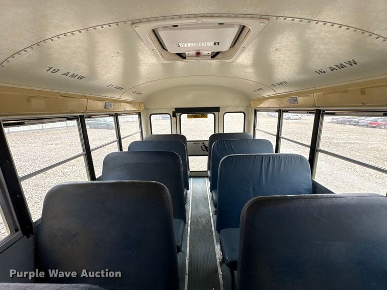 image for item YA1466 2009 IC PB105 school bus