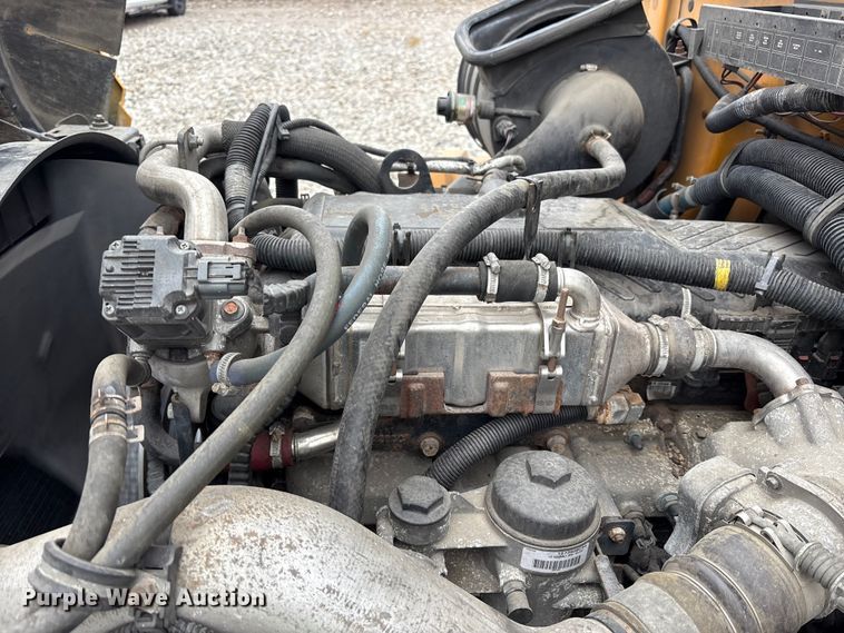 image for item YA1466 2009 IC PB105 school bus