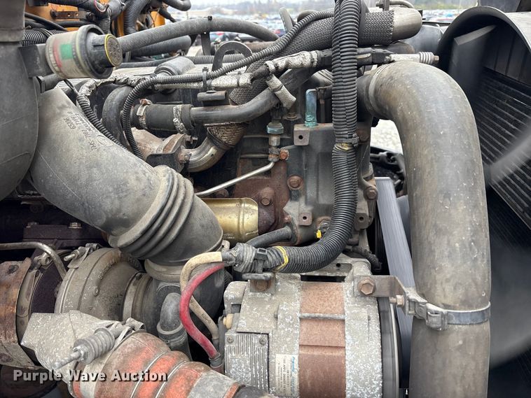 image for item YA1466 2009 IC PB105 school bus