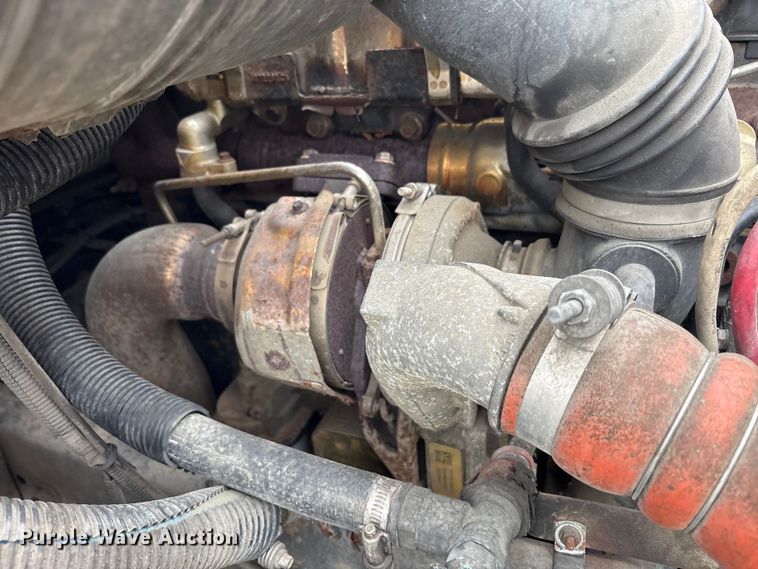 image for item YA1466 2009 IC PB105 school bus