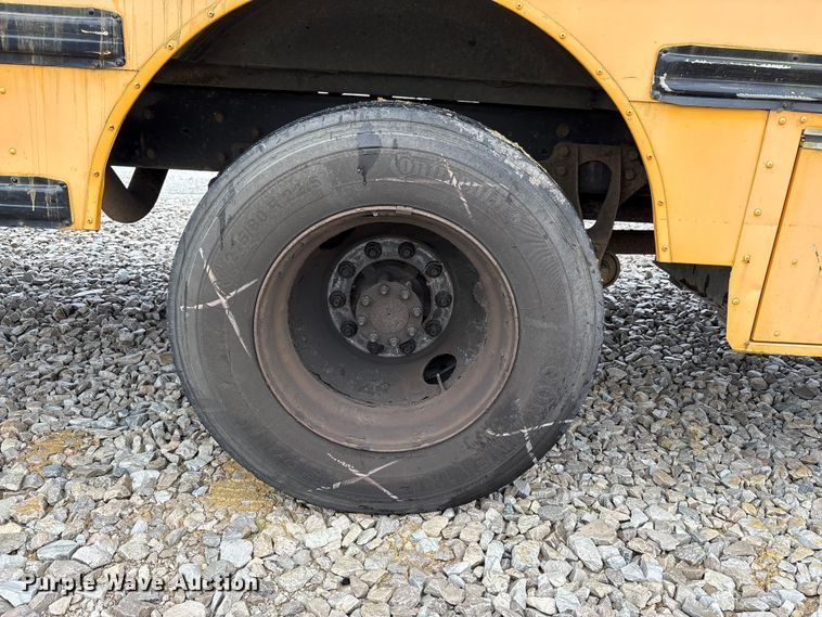 image for item YA1466 2009 IC PB105 school bus