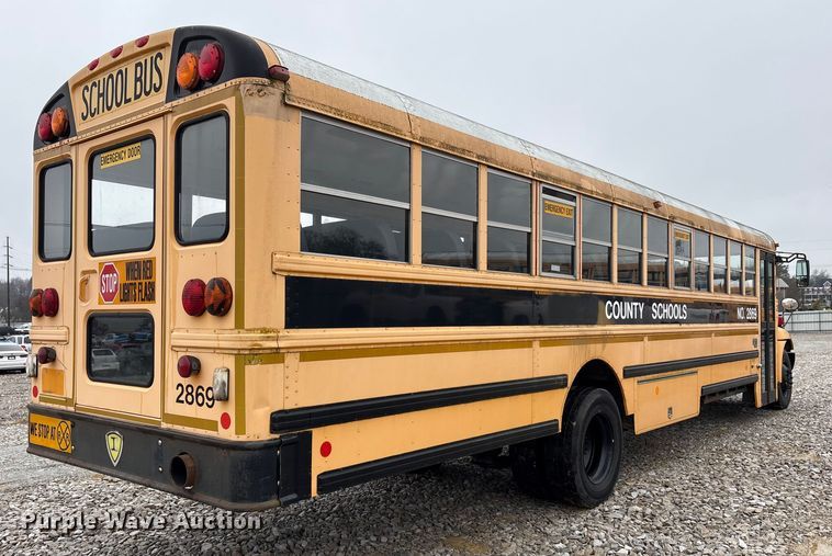 image for item YA1467 2009 IC PB105 school bus