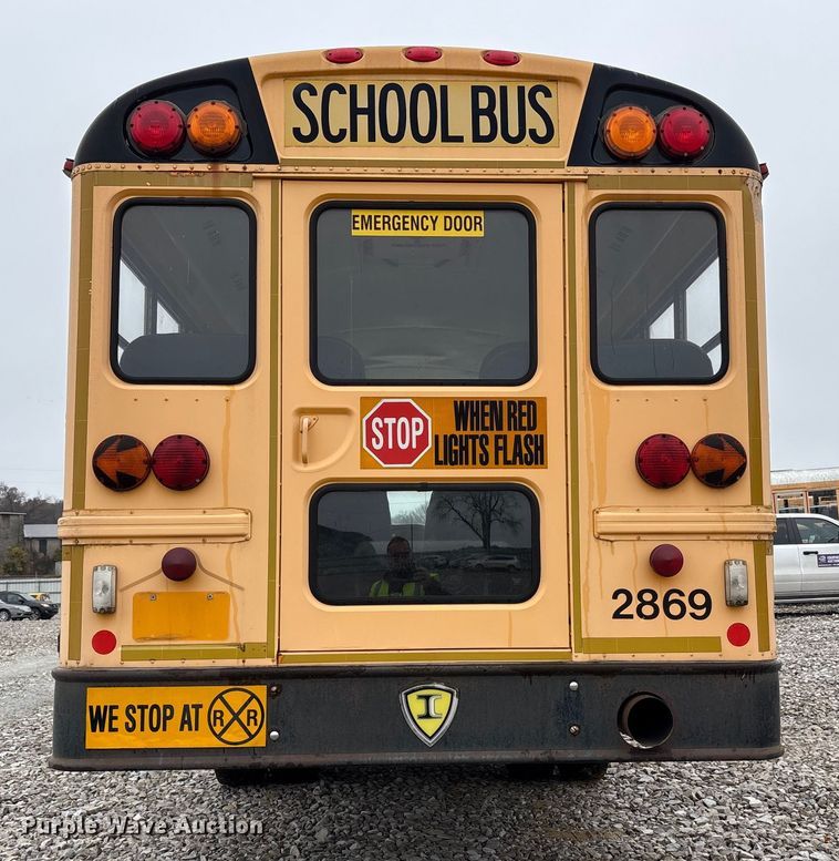 image for item YA1467 2009 IC PB105 school bus