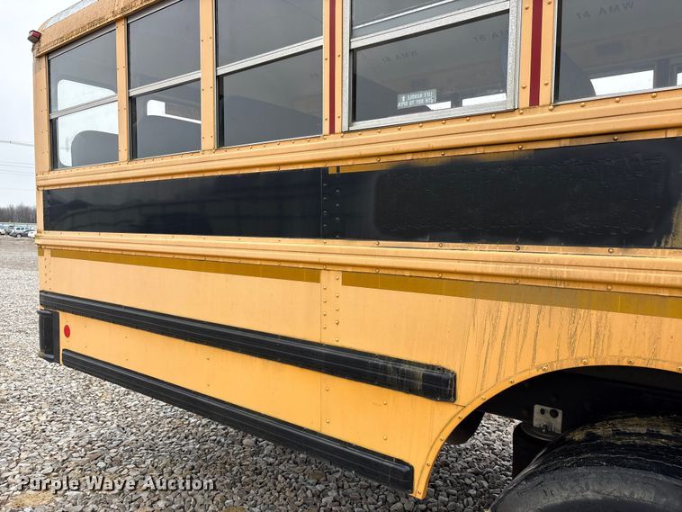 image for item YA1467 2009 IC PB105 school bus