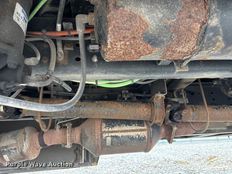 image for item YA1467 2009 IC PB105 school bus