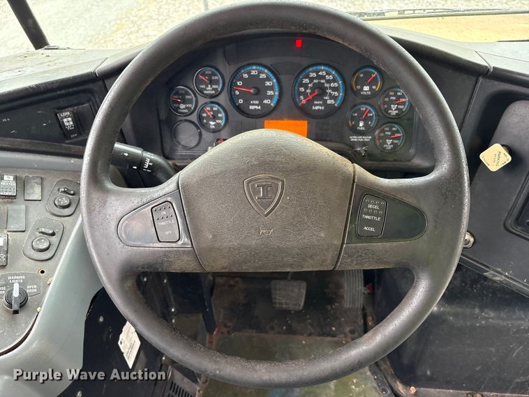 image for item YA1467 2009 IC PB105 school bus