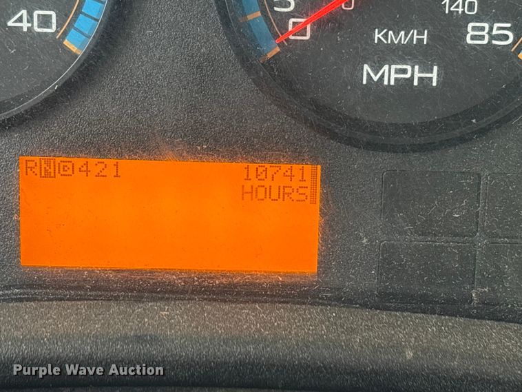 image for item YA1467 2009 IC PB105 school bus