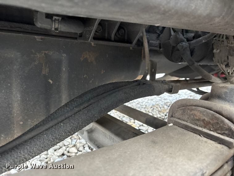 image for item YA1467 2009 IC PB105 school bus