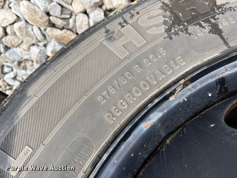 image for item YA1467 2009 IC PB105 school bus