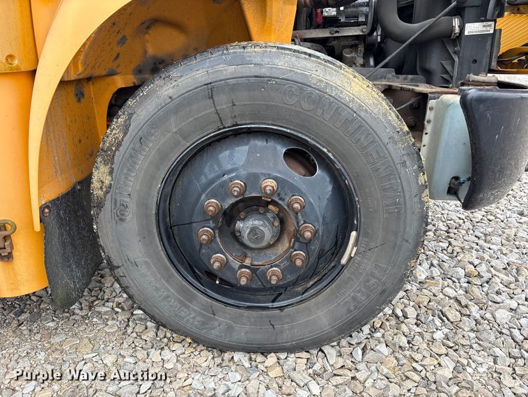 image for item YA1467 2009 IC PB105 school bus