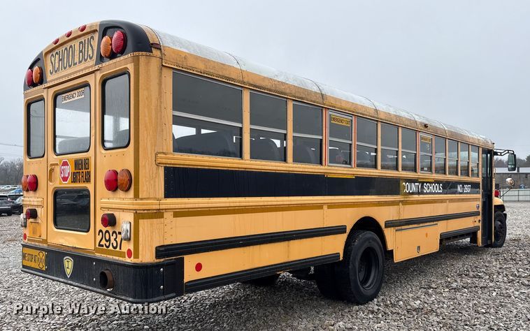 image for item YA1469 2010 IC PB105 school bus