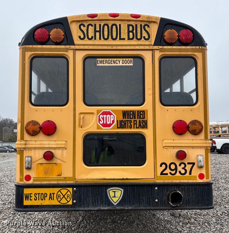 image for item YA1469 2010 IC PB105 school bus