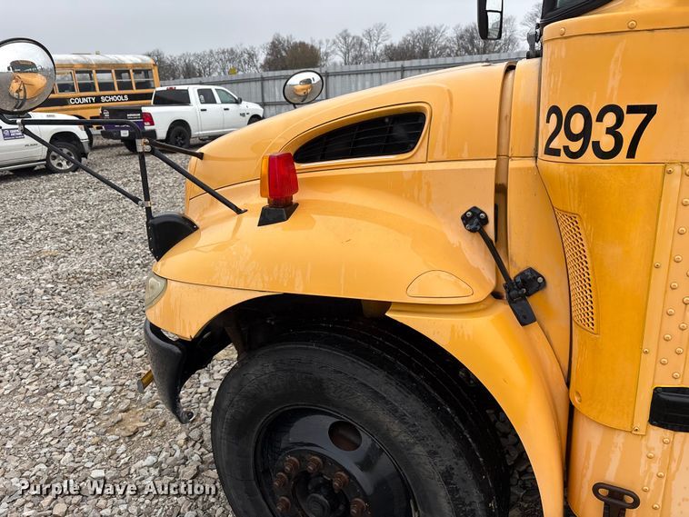 image for item YA1469 2010 IC PB105 school bus