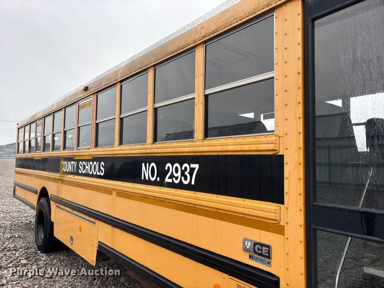 image for item YA1469 2010 IC PB105 school bus