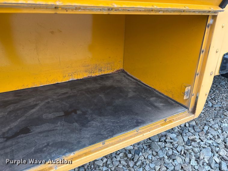 image for item YA1469 2010 IC PB105 school bus