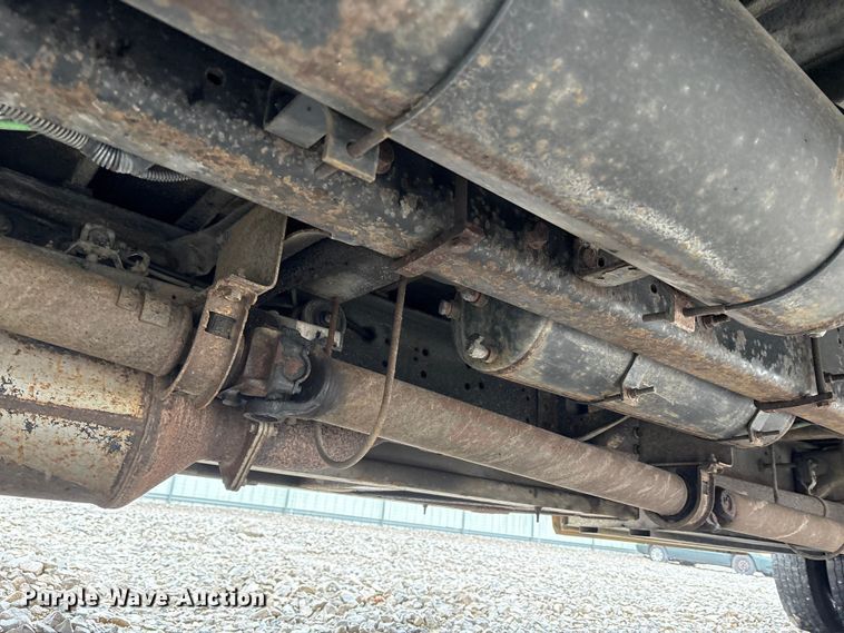 image for item YA1469 2010 IC PB105 school bus