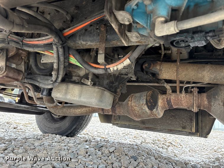 image for item YA1469 2010 IC PB105 school bus