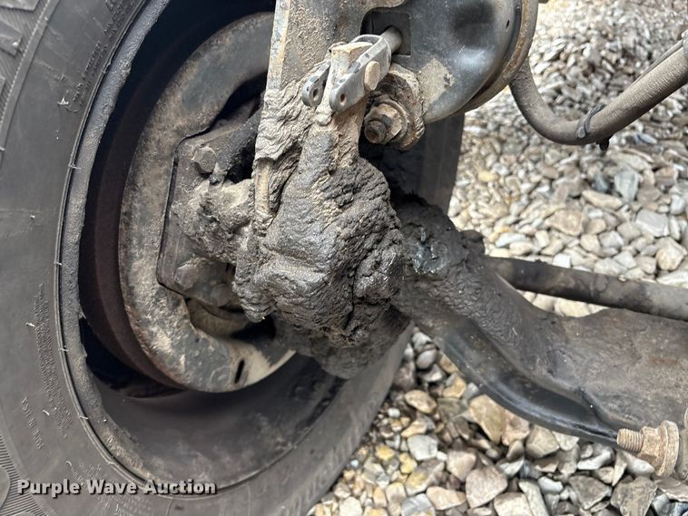 image for item YA1469 2010 IC PB105 school bus