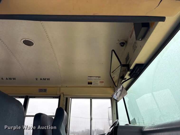 image for item YA1469 2010 IC PB105 school bus