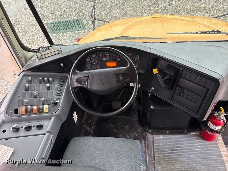 image for item YA1469 2010 IC PB105 school bus