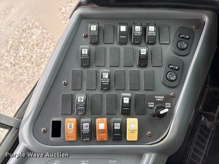 image for item YA1469 2010 IC PB105 school bus