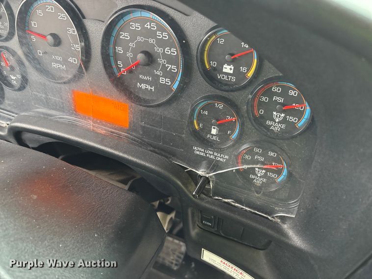 image for item YA1469 2010 IC PB105 school bus