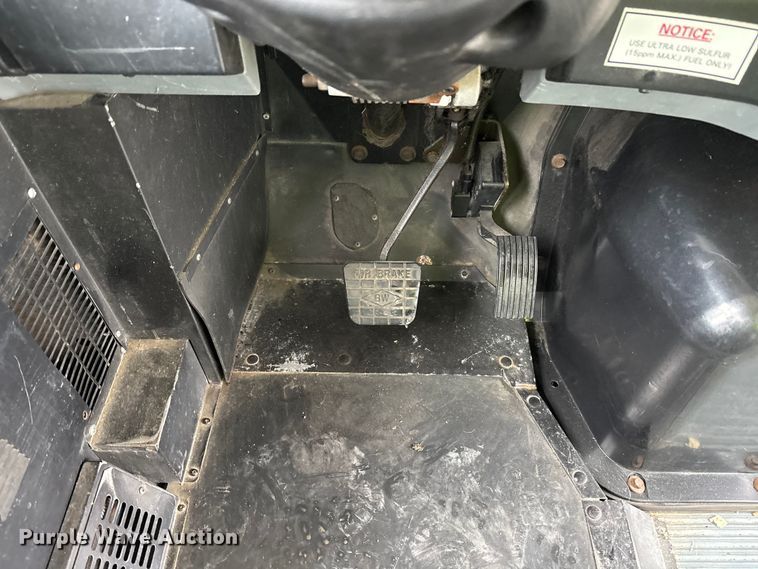 image for item YA1469 2010 IC PB105 school bus