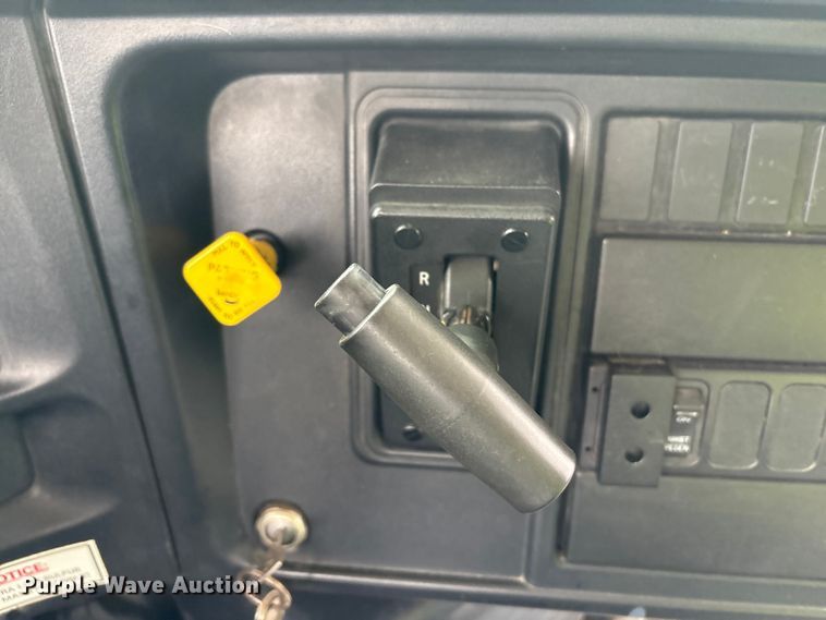 image for item YA1469 2010 IC PB105 school bus