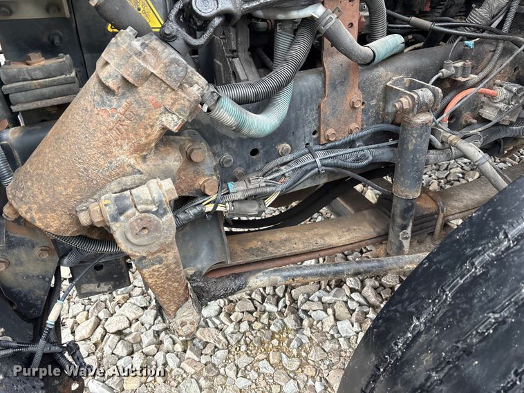 image for item YA1469 2010 IC PB105 school bus