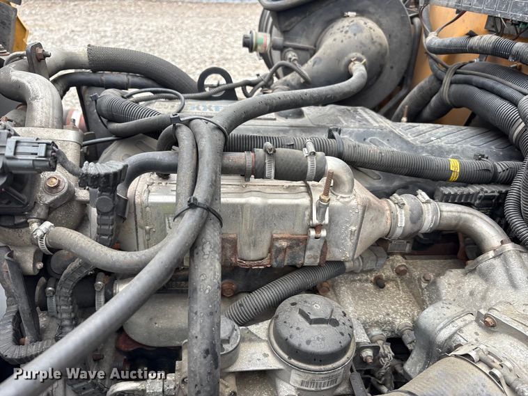 image for item YA1469 2010 IC PB105 school bus