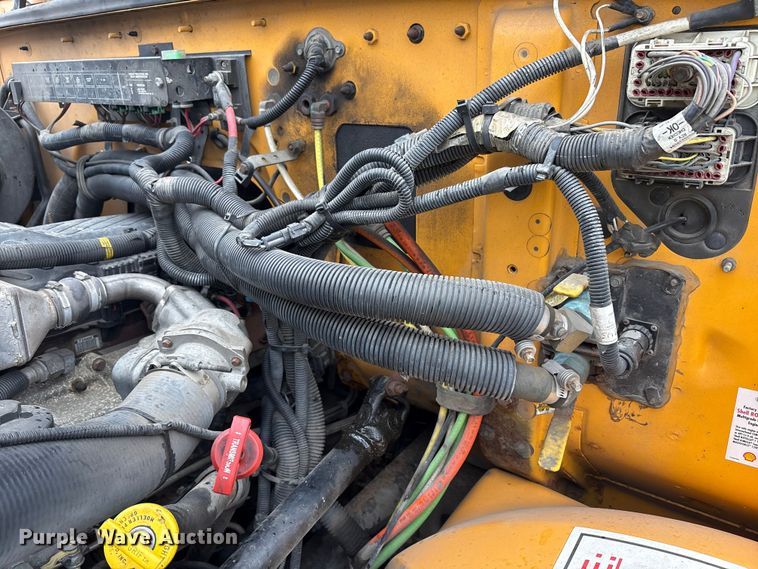 image for item YA1469 2010 IC PB105 school bus